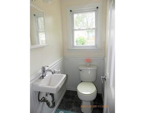 90 Audubon St, Springfield, MA 01108 photo 8