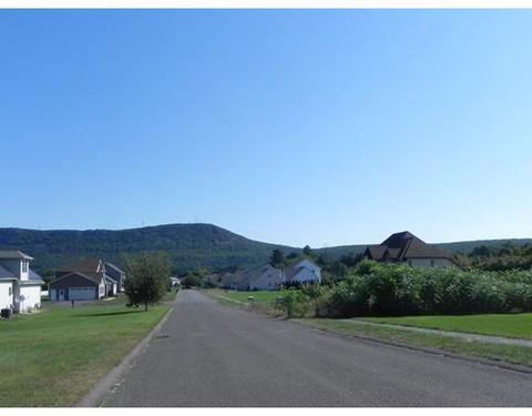 2 Laurel Dr, Easthampton, MA 01027 photo 9