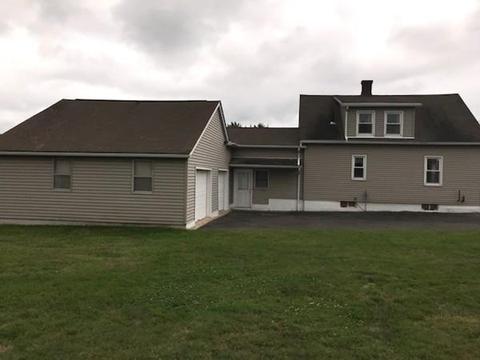 178 Cedar St, Ludlow, MA 01056 photo 2