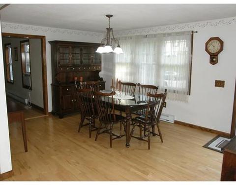 5 Chestnut St, Webster, MA 01570 photo 6