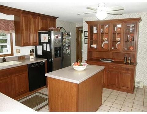 5 Chestnut St, Webster, MA 01570 photo 11