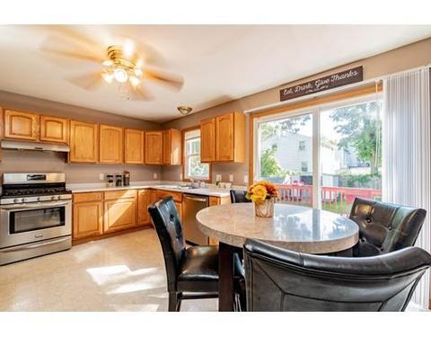 689 Bay St, Springfield, MA 01109 photo 6