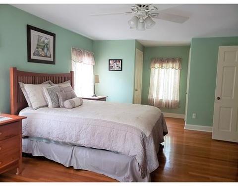 6 Evelyn St, Worcester, MA 01607 photo 14
