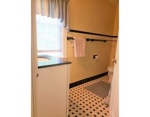 6 Evelyn St, Worcester, MA 01607 photo 23
