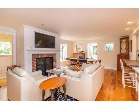 29 Pine St, Edgartown, MA 02539 photo 5