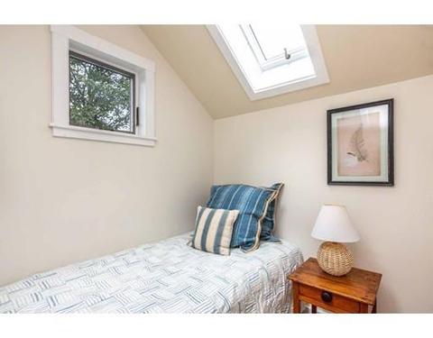 29 Pine St, Edgartown, MA 02539 photo 20