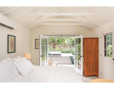 29 Pine St, Edgartown, MA 02539 photo 25