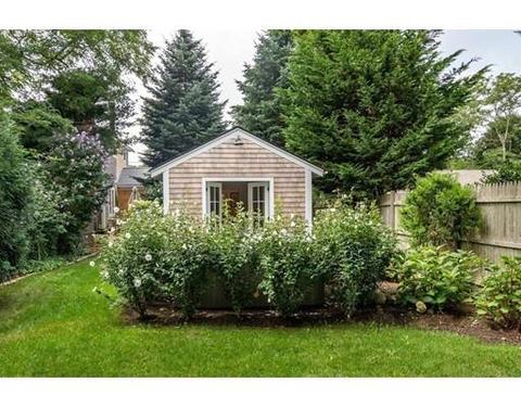 29 Pine St, Edgartown, MA 02539 photo 23