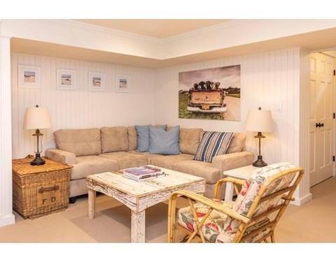 29 Pine St, Edgartown, MA 02539 photo 11