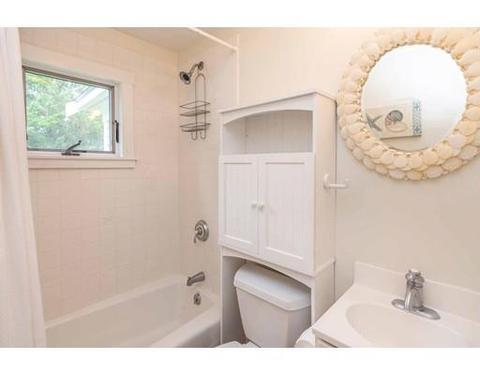 29 Pine St, Edgartown, MA 02539 photo 16