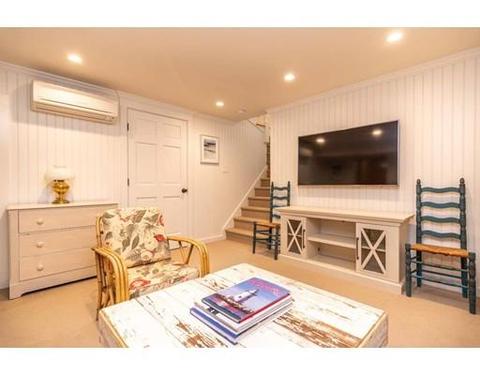 29 Pine St, Edgartown, MA 02539 photo 13