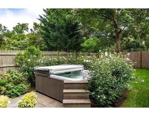 29 Pine St, Edgartown, MA 02539 photo 27