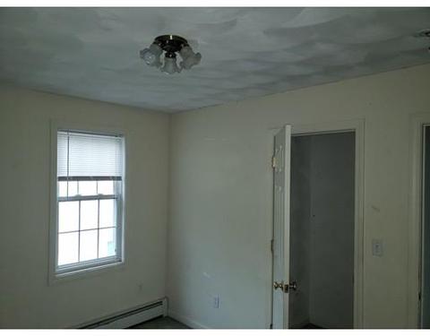 7 Oak Leaf Cir, Worcester, MA 01603 photo 14