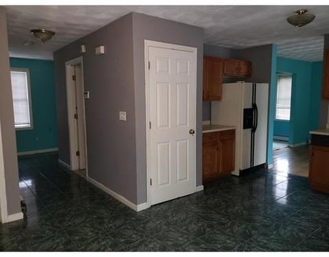 7 Oak Leaf Cir, Worcester, MA 01603 photo 10