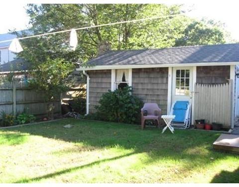 54 Parkwood Dr, Wareham, MA 02571 photo 4