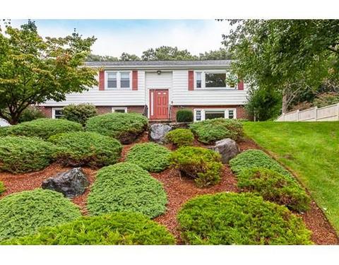 5 Mohawk Dr, Lexington, MA 02421 photo 1