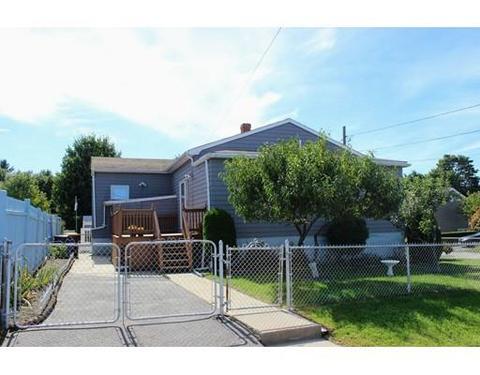 104 Kempton St, Fall River, MA 02724 photo 5