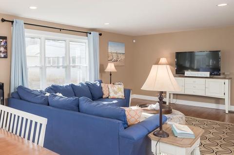 1 13th St, Hampton, NH 03842 photo 6