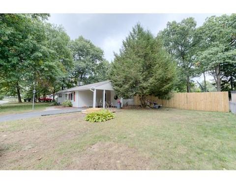 183 Corcoran Blvd, Springfield, MA 01118 photo 4