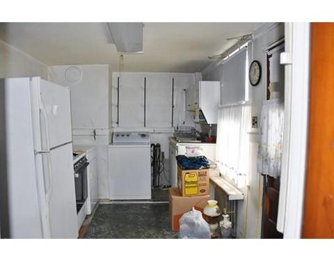 8 Belcher St, Chicopee, MA 01020 photo 5