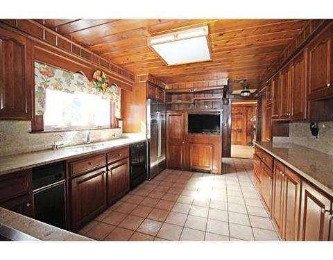 15 Fox Rd, Wakefield, MA 01880 photo 12