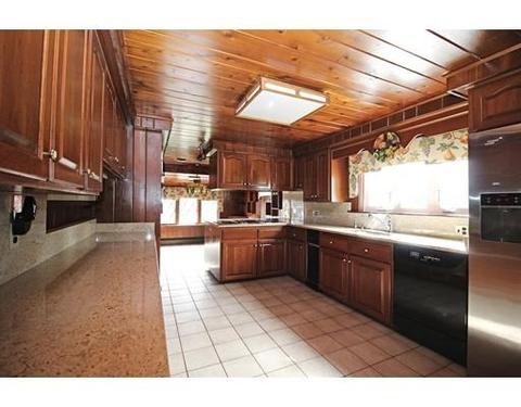 15 Fox Rd, Wakefield, MA 01880 photo 9