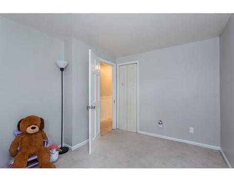 675 Pendleton, Chicopee, MA 01020 photo 25