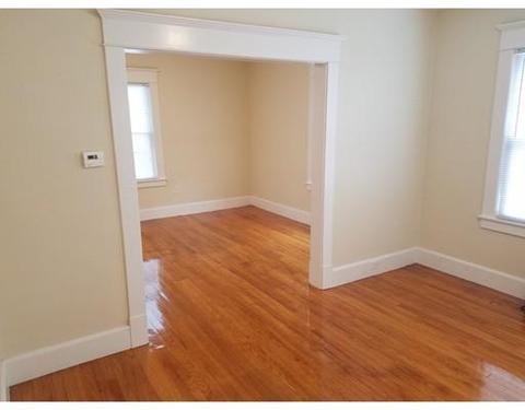 17 Dineen St, Springfield, MA 01104 photo 16