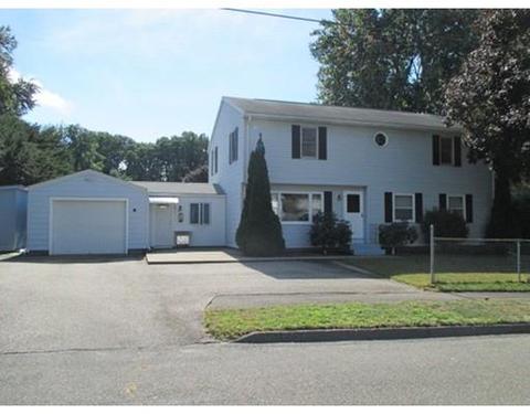 15 Como Dr, Chicopee, MA 01020 photo 1