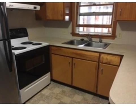 15 Como Dr, Chicopee, MA 01020 photo 4