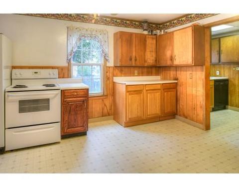 11 Arthur St, Danvers, MA 01923 photo 9