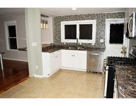 15 Glendell Ter, Springfield, MA 01108 photo 7
