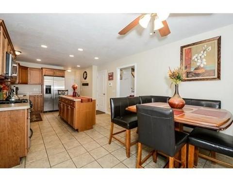 189 Laurelton St, Springfield, MA 01109 photo 5