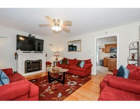 189 Laurelton St, Springfield, MA 01109 photo 12