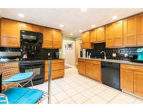 24 Elm St, Everett, MA 02149 photo 7