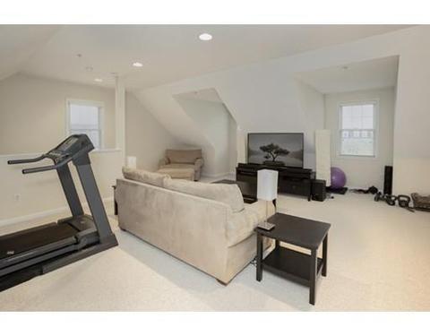1975 Middlesex St #17, Lowell, MA 01851 photo 27
