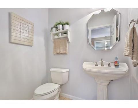 1975 Middlesex St #17, Lowell, MA 01851 photo 15