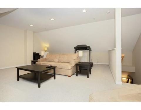 1975 Middlesex St #17, Lowell, MA 01851 photo 25