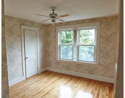 24 Bauer St, Worcester, MA 01603 photo 16