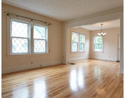 24 Bauer St, Worcester, MA 01603 photo 6