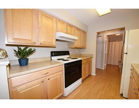 10 Beals Cove Rd #D, Hingham, MA 02043 photo 3