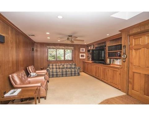 26 Charles Dr, Canton, MA 02021 photo 9
