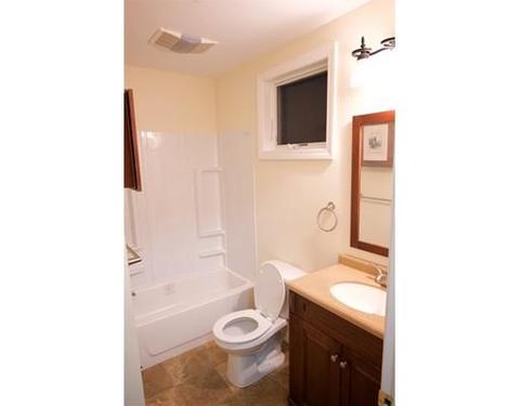 20 Brimblecom St, Lynn, MA 01902 photo 5