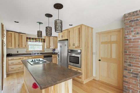 5 Ward St, Hingham, MA 02043 photo 13