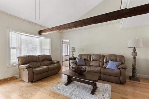 5 Ward St, Hingham, MA 02043 photo 5