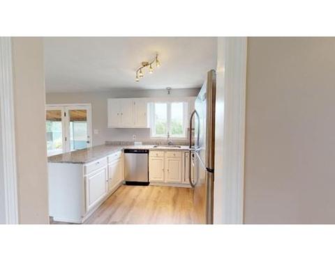 105 Alumni Way, Fall River, MA 02720 photo 9
