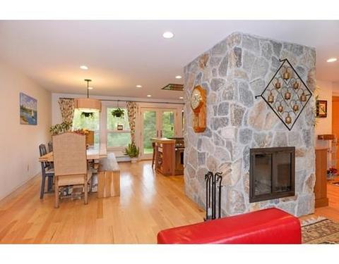 54 Everett St, Sherborn, MA 01770 photo 7