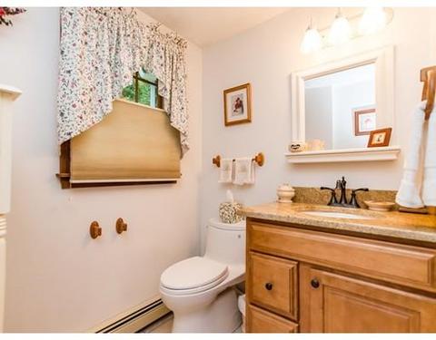 210 Forest St, Reading, MA 01867 photo 9