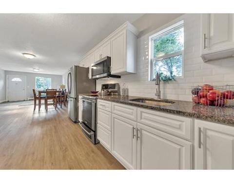 73 Pasadena St, Springfield, MA 01108 photo 2