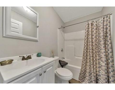 73 Pasadena St, Springfield, MA 01108 photo 18